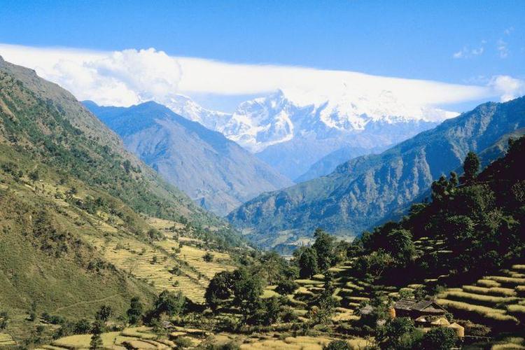 Nepal i Himalaje. Najbardziej rozgrzewająca kawa świata, z dodatkiem gorącego mleka i czekolady w pr