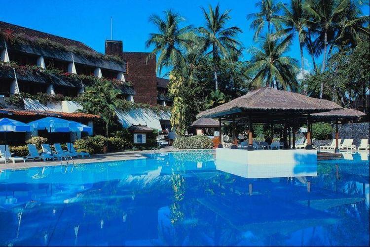 Nusa Dua Beach Hotel - jeden z wielu luksusowych resortów na wyspie Bali. 