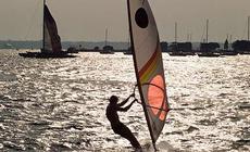 Windsurfing może być też romantyczny...