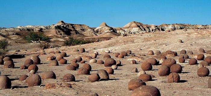 Nieznanego pochodzenia kamienne kule leżą w Dolinie Księżycowej od około 200 milionów lat