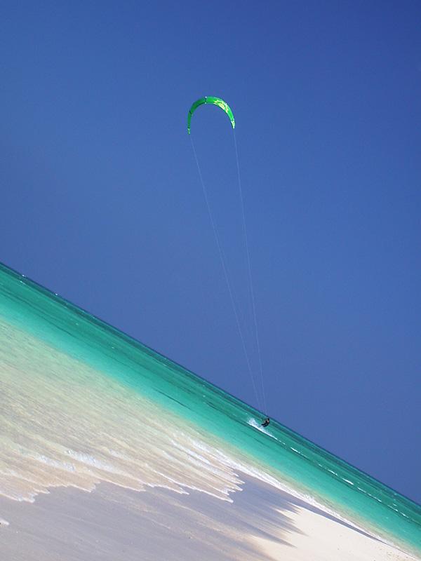 Kitesufing na Lanikai Beach, Hawaje