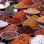 Składniki hinduskiej kuchni sprzedawane na straganach 