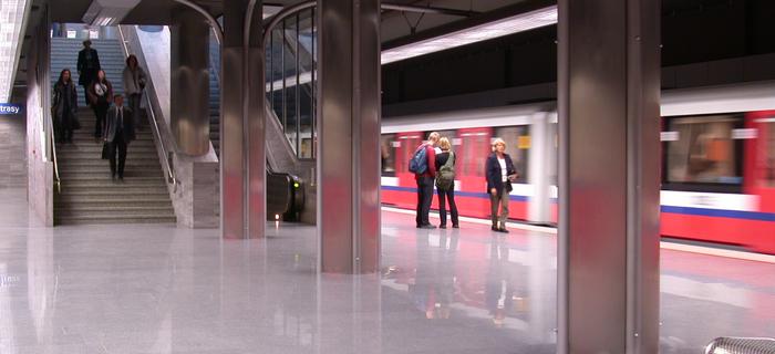 Stacja Ratusz-Arsenał. Warszawa jako jedyna w Polsce może pochwalić się linią metra