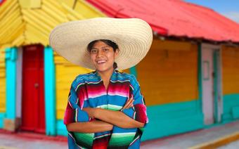 Meksykanka w hiszpańskim sombrero i poncho