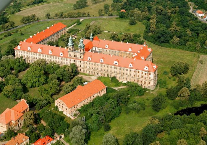 Opactwo cystersów w Lubiążu