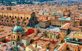  W stolicy regionu, Bolonii, znajduje się uniwersytet uważany za najstarszy w Europie