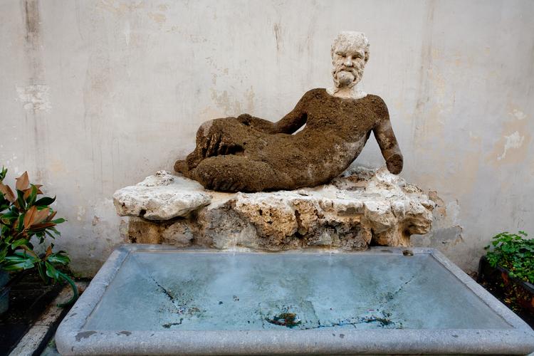 Rzym zabytki - posąg selena