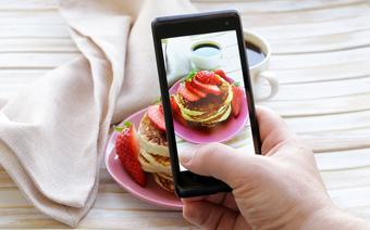 Fotografowanie jedzenia smartfonem