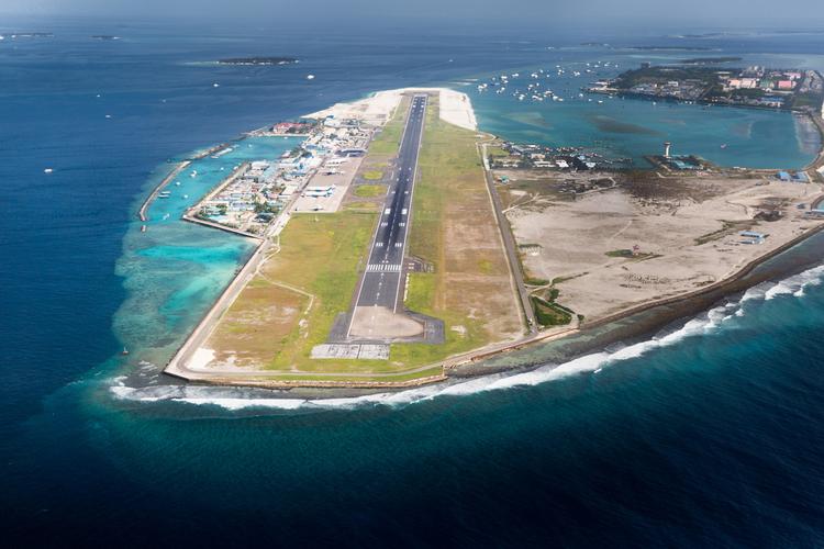 Lotnisko Malé, Wyspa Hulhulé, Malediwy