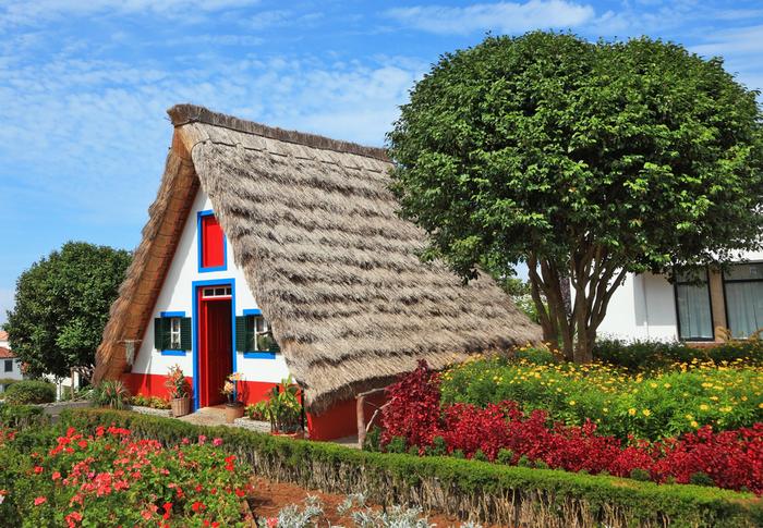 Tradycyjny dom w miejscowości Santana na Maderze