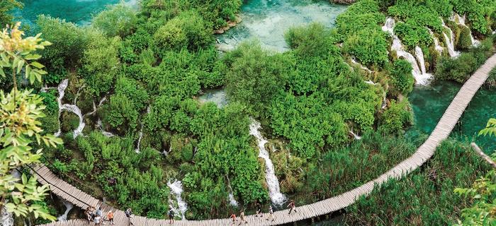 Chorwacja, Oprócz jezior i wodospadów atrakcją Parku Narodowego Jezior Plitwickich są też jaskinie