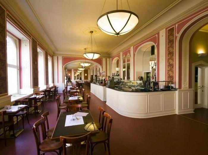 Cafe Louvre w Pradze