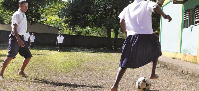 Długa przerwa w szkole w Guadelupe