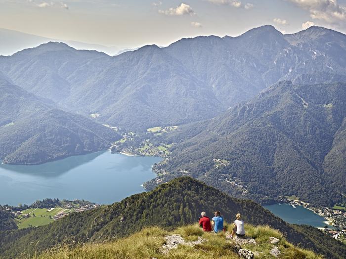 Trentino. Jezioro Ledro - spacer wokoł jeziora jest możliwy przez cały rok!