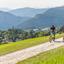 Ścieżka rowerowa Val di Fiemme biegnie wzdłuż trasy Marcialonga 