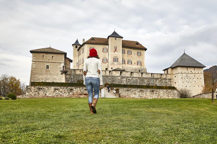 Zamek Thun, to najprawdopodobniej najbardziej znany zamek w Trentino
