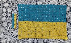 Koronczarki z Koniakowa, pomagają jak potrafią, wyheklowały flagę Ukrainy